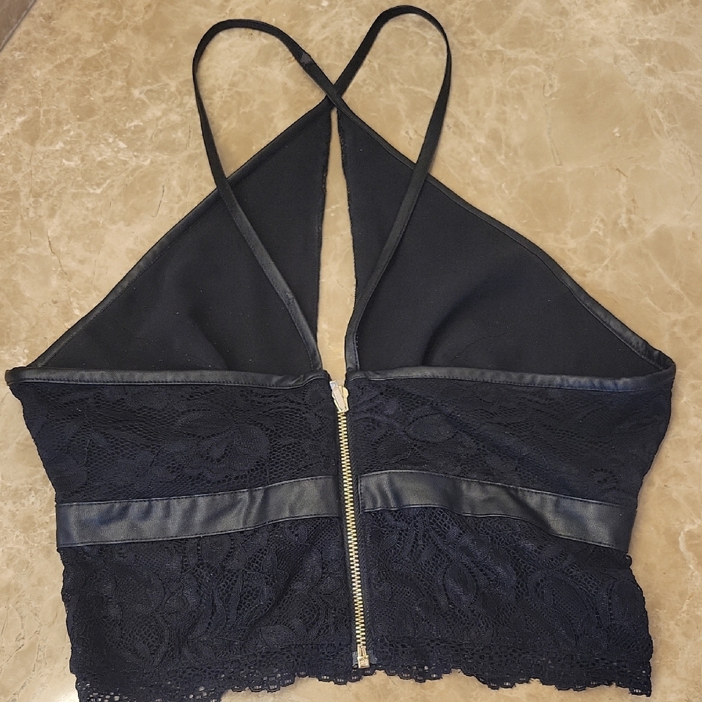 Marciano Black Lace Crowd Top w/ Faux Leather Trim,  XS - Picture 13 of 16